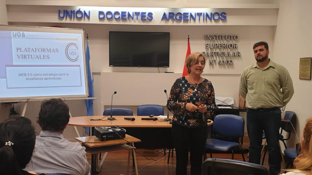 Se inició el curso PLATAFORMAS VIRTUALES: